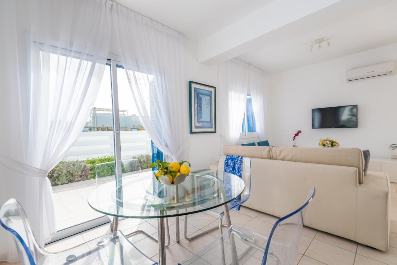 Narcissos Bay View Villa Протарас Экстерьер фото